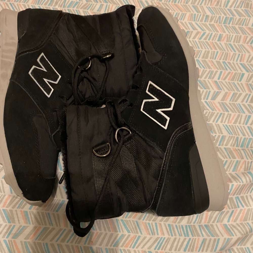 Brand new New Balance boots